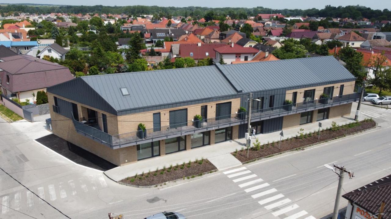 Project Ik Luxury Apartments Sered' Eksteriør bilde
